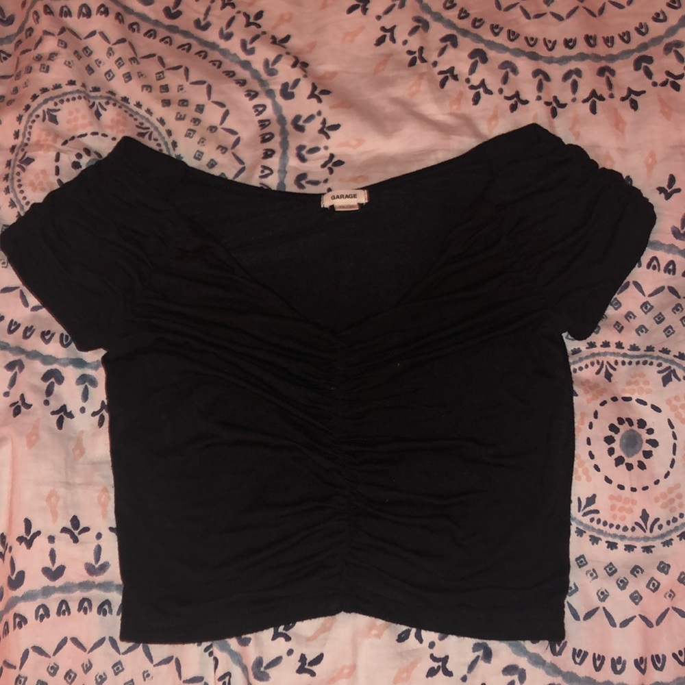 ✨Cute crop top✨